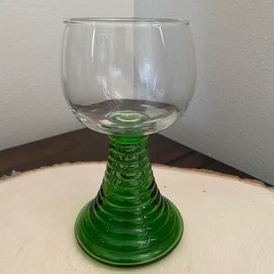 German Roemer Style Glass Goblet 1/4 L Etched Clear Top Green Beehive Stem